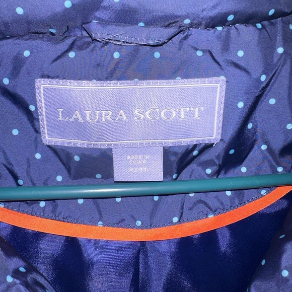 Laura Scott Vest - Picture 3 of 3